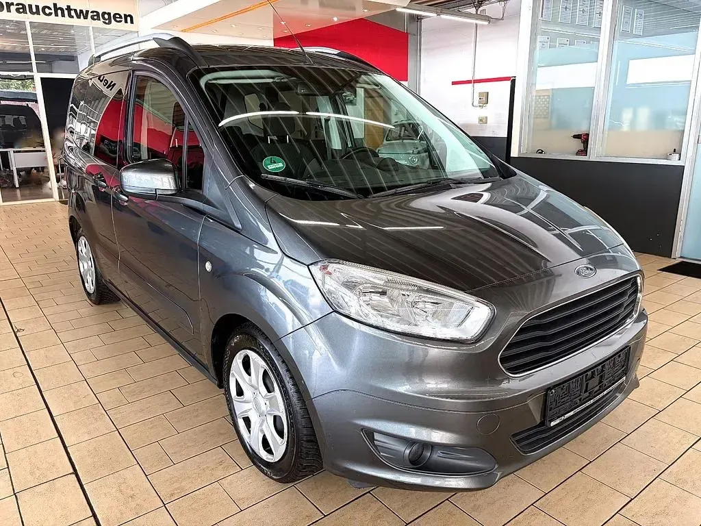 Gebraucht Ford Tourneo Courier 101 PS (74 kW) 2016 Grau Van / Kleinbus