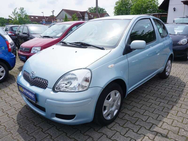 Pale blue mica metallic Gebraucht 2004 Toyota Yaris Sol Kleinwagen | 3.999 € (Teuer) - Bild 1/4