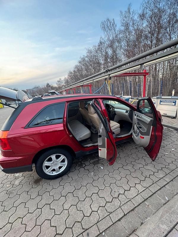 Usata Chrysler Pacifica 250 CV (183 kW) 2005 Rosso SUV