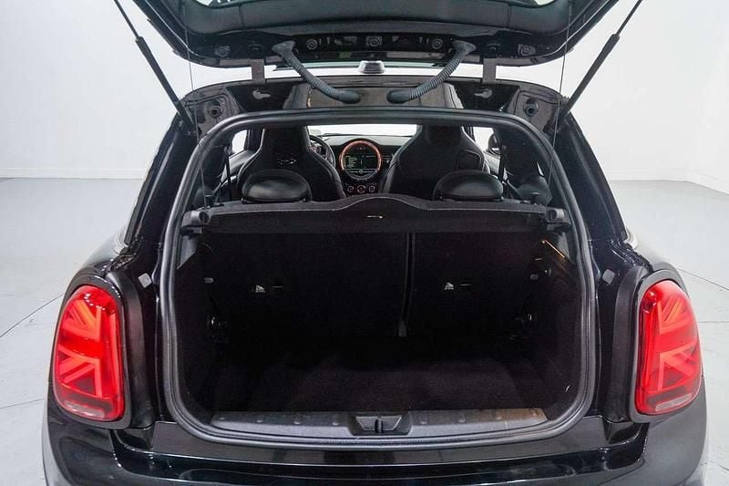 Gebraucht Mini John Cooper Works Sport 231 PS (169 kW) 2017 Schwarz Kleinwagen