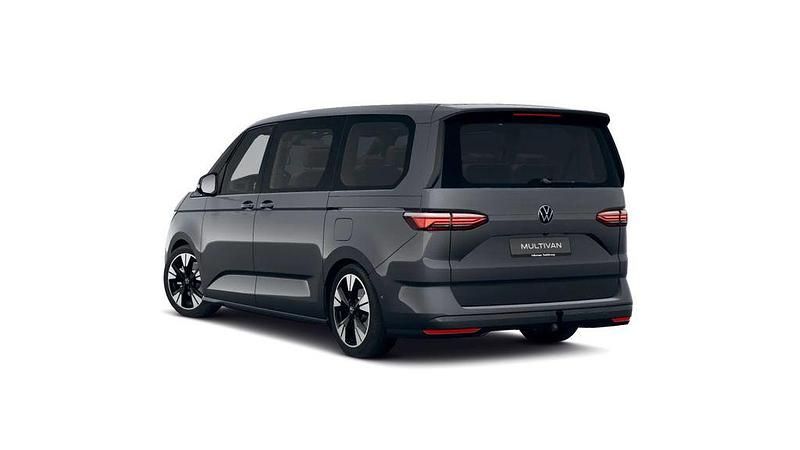 Gebraucht VW Multivan Life 150 PS (110 kW) 2026 Pure grey Van