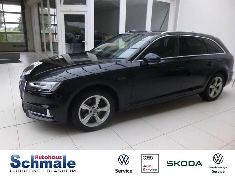 Brillantschwarz Gebraucht 2019 Audi A4 Sport Kombi | 24.900 € (Fairer Preis) - Bild 1/4