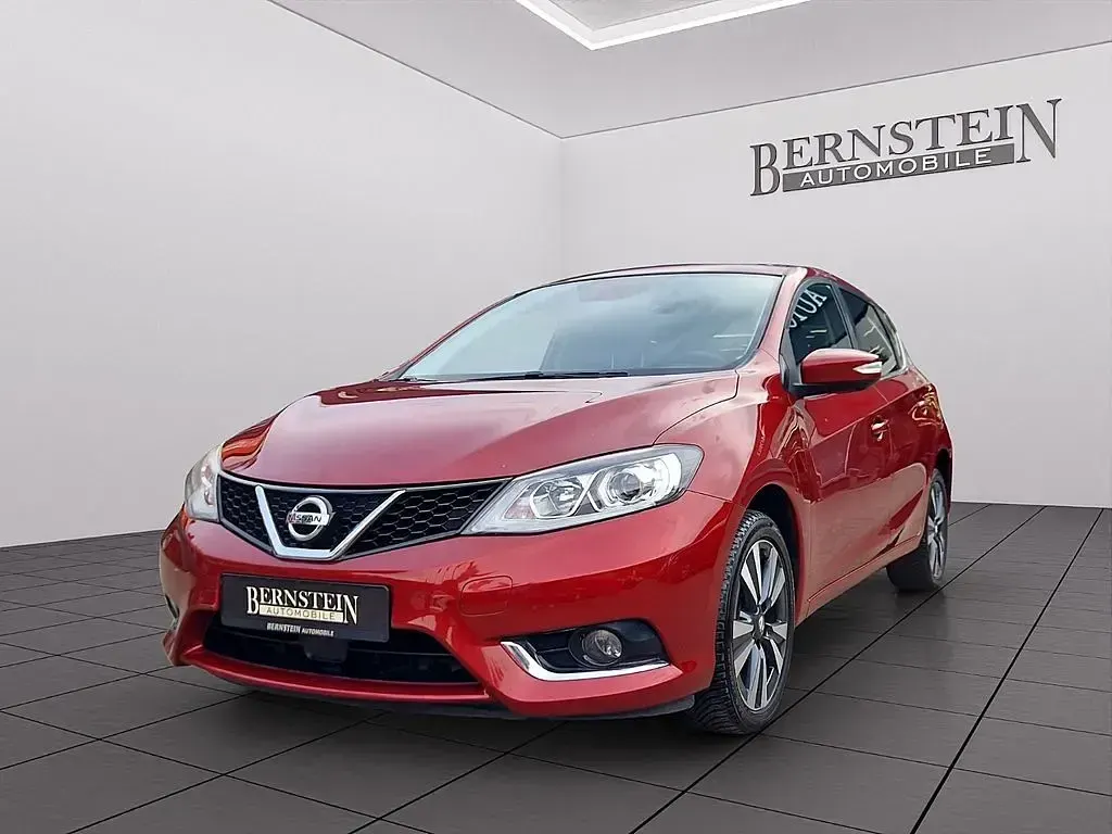 Gebraucht Nissan Pulsar 360º 116 PS (85 kW) 2018 Rot Kleinwagen
