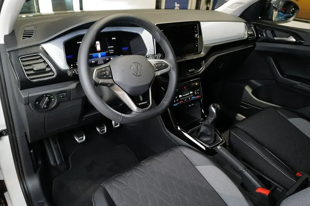 Neu VW T-Cross 116 PS (85 kW) 2026 Ascotgrau SUV