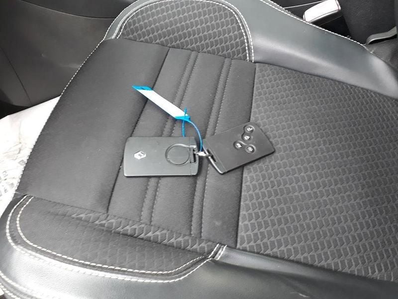 Gebraucht Renault Scénic III Bose Edition 131 PS (96 kW) 2014 Weiß Van / Kleinbus