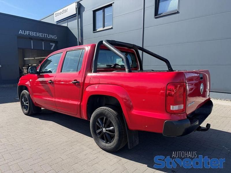 Gebraucht VW Amarok Trendline 163 PS (119 kW) 2018 Rot Pickup