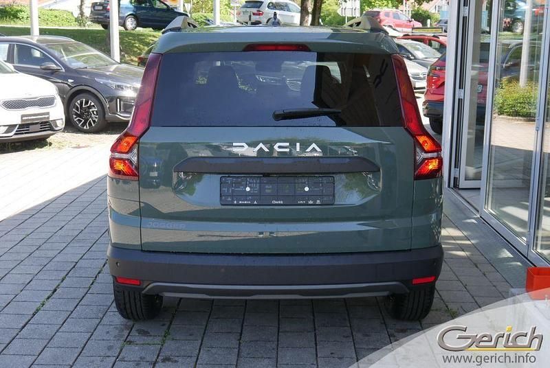 Novo Dacia Jogger Expression 110 HP (80 kW) 2025 Verde Monovolume
