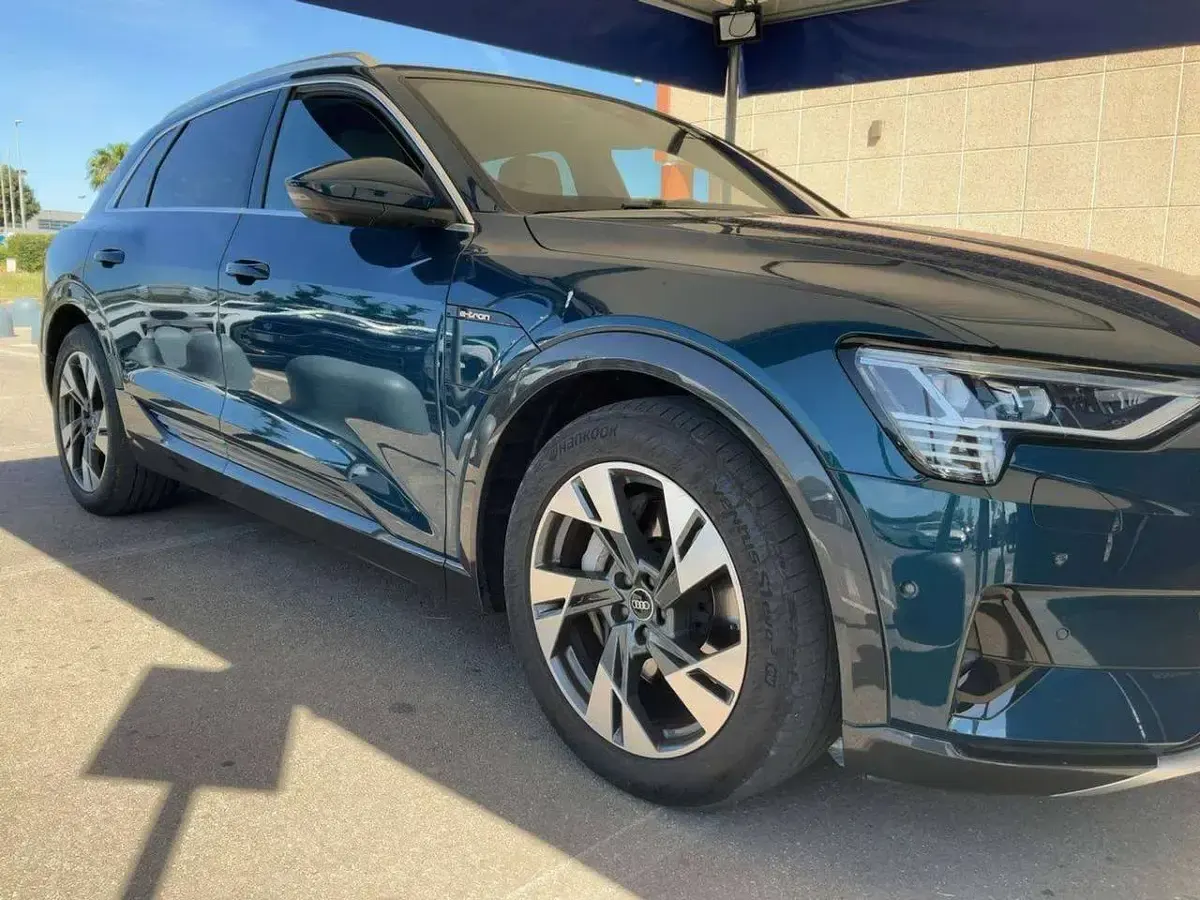 Gebraucht Audi e-tron Advanced 300 kW (408 PS) 2021 Blau SUV