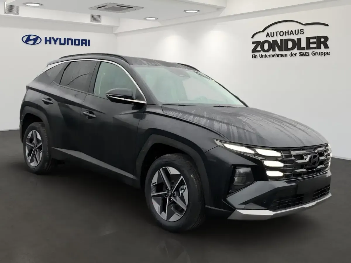 Neu Hyundai Tucson Trend 239 PS (175 kW) 2025 Mic (grau SUV