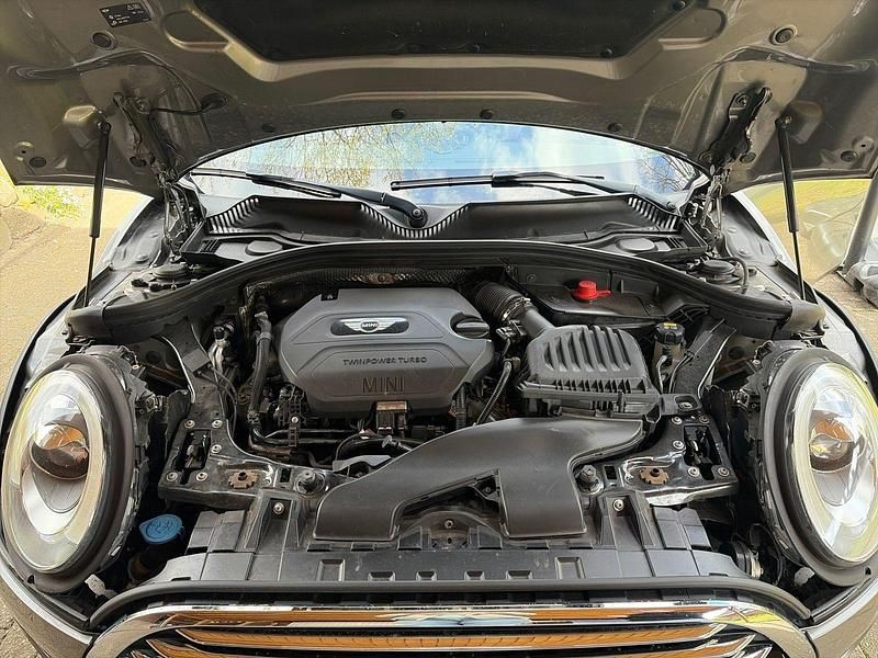 Usata Mini Cooper D 150 CV (110 kW) 2016 Argento Utilitaria