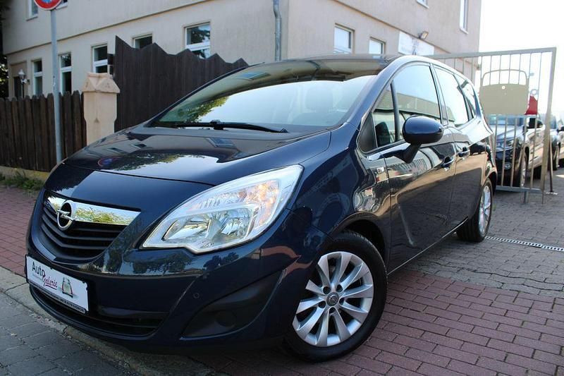 Blau Gebraucht 2013 Opel Meriva Active Van / Kleinbus | 6.990 € (Etwas zu teuer) - Bild 1/4
