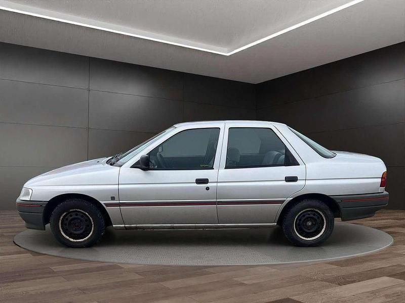 Gebraucht Ford Orion Ghia 71 PS (52 kW) 1991 Grau Limousine