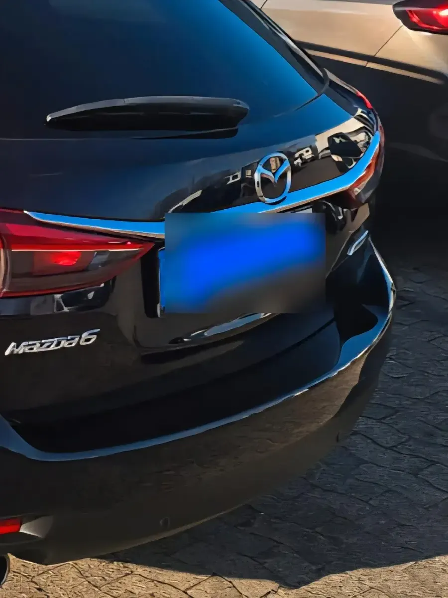 Gebraucht Mazda 6 Sports-Line 175 PS (128 kW) 2015 Blau Kombi