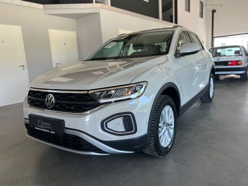 Grau Gebraucht 2024 VW T-Roc Life SUV | 24.950 € (Superpreis) - Bild 1/4