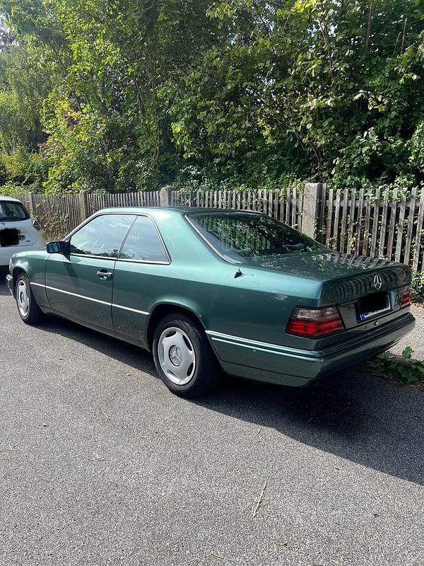 Gebraucht 1994 Mercedes E220 Coupé | 9.500 € - Bild 1/4