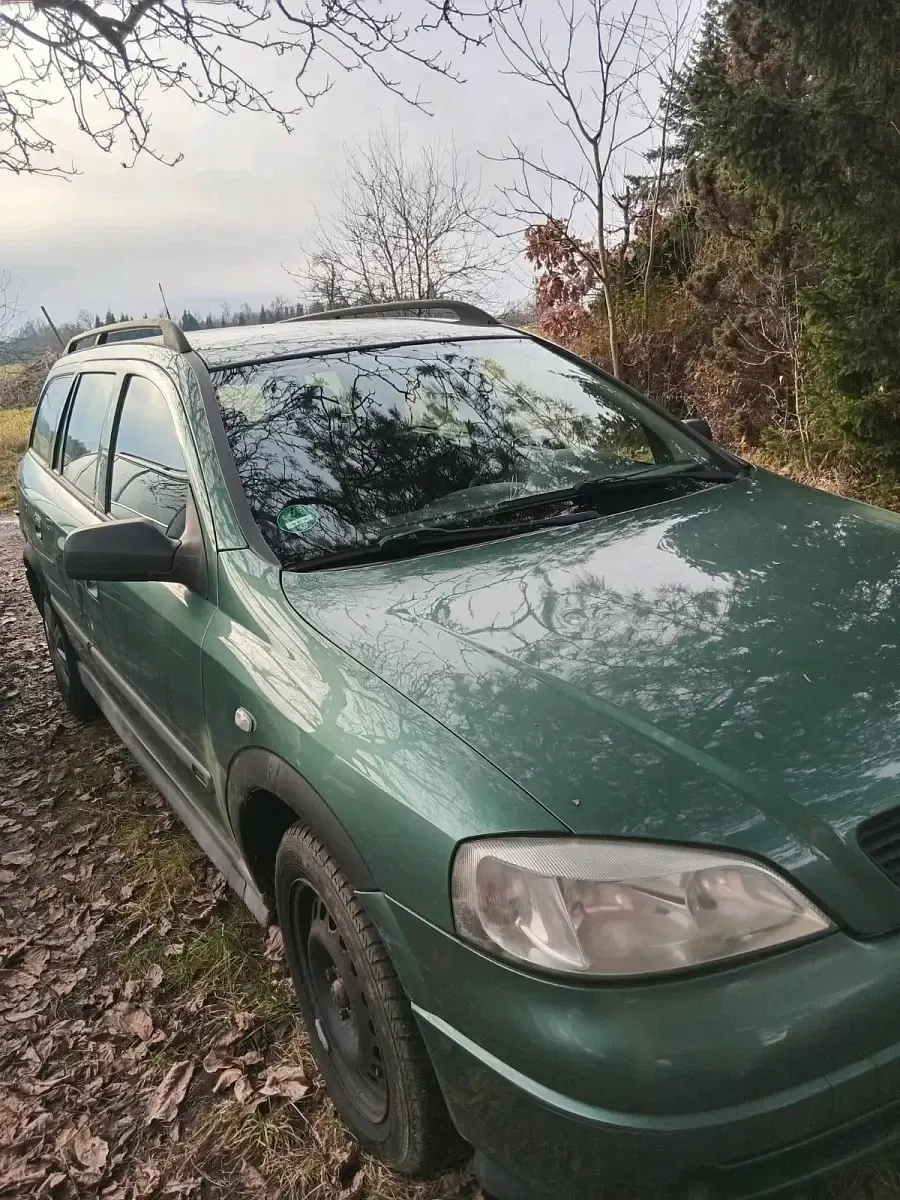 Usado Opel Astra 100 HP (73 kW) 2001 Verde Carrinha