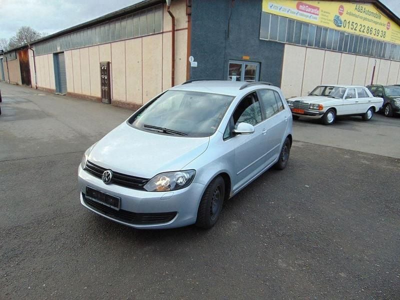 Gebraucht VW Golf VI Trendline 102 PS (75 kW) 2010 Silber Kleinwagen