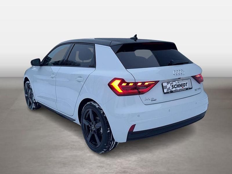 Neu Audi A1 Sportback Basis 116 PS (85 kW) 2026 Gletscherweiß metallic Kleinwagen