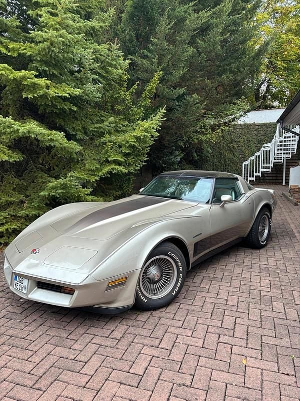 Gold Gebraucht 1982 Corvette C3 Coupé | 29.500 € - Bild 1/4