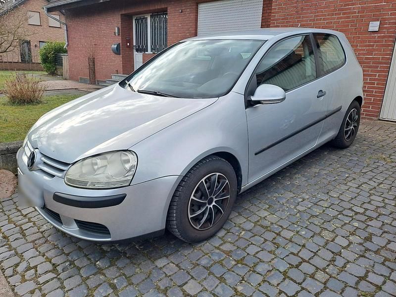 Gebraucht VW Golf IV 75 PS (55 kW) 2005 Silber Limousine