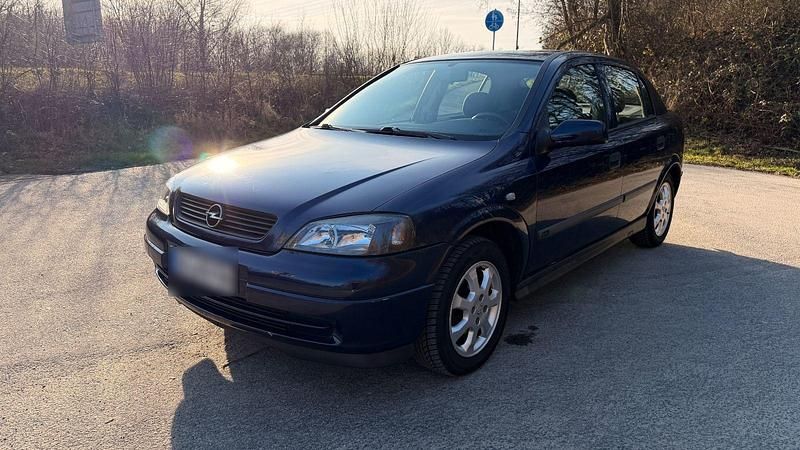Gebraucht Opel Astra Selection 101 PS (74 kW) 2001 Blau Limousine