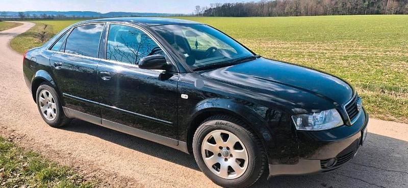 Second-hand Audi A4 130 CP (95 kW) 2001 Negru Berlinǎ