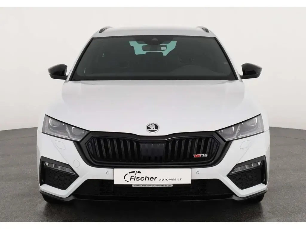 Gebraucht Skoda Octavia RS 200 PS (147 kW) 2024 Moonweißmetallic Kombi