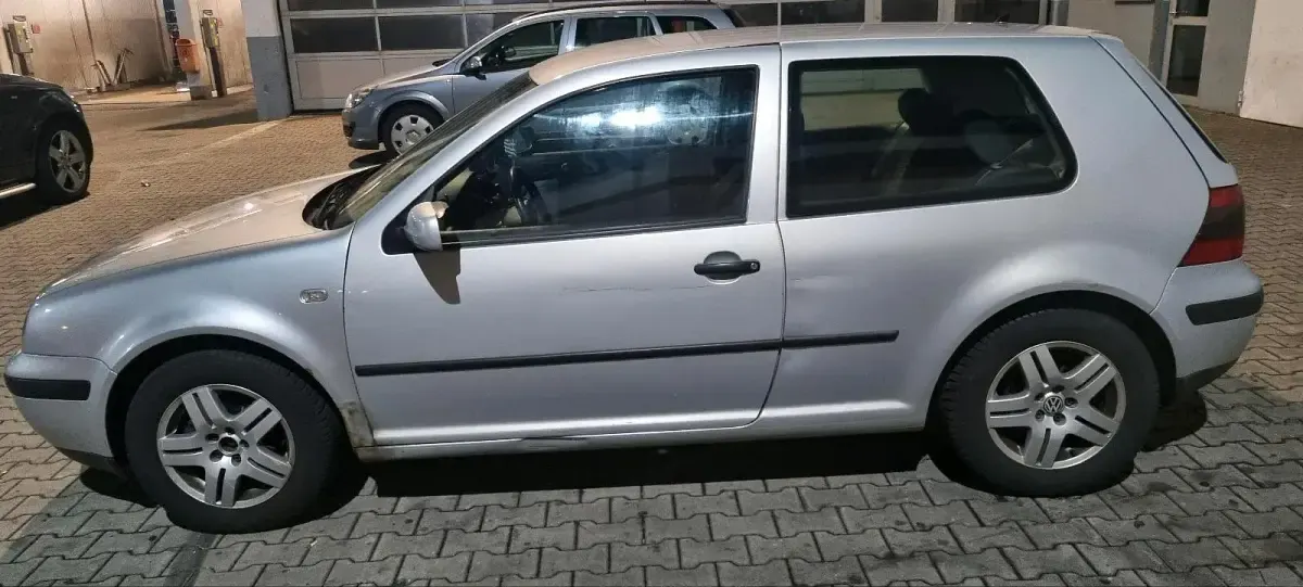 Gebraucht VW Golf IV 75 PS (55 kW) 2002 Grau Kleinwagen