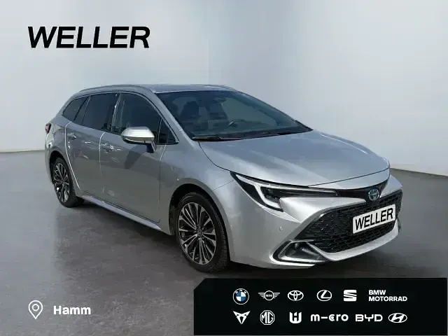 Gebraucht Toyota Corolla Team 196 PS (144 kW) 2023 Silber Kombi