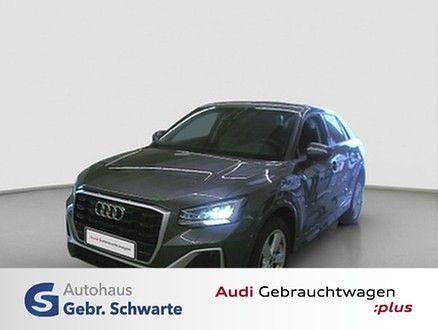 Grau Gebraucht 2024 Audi Q2 S-Line SUV | 33.480 € (Teuer) - Bild 1/1