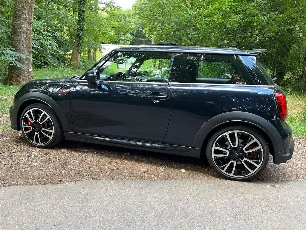 Gebraucht Mini John Cooper Works 231 PS (169 kW) 2022 Schwarz Kleinwagen