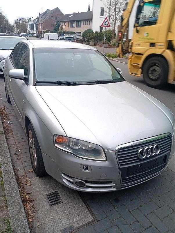 Gebraucht 2005 Audi A4 Limousine | 1.500 € - Bild 1/4