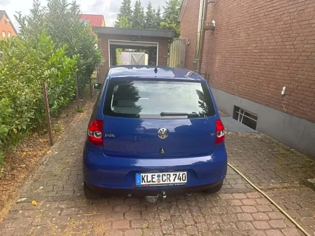Gebraucht VW Fox Refresh 75 PS (55 kW) 2009 Blau Kleinwagen