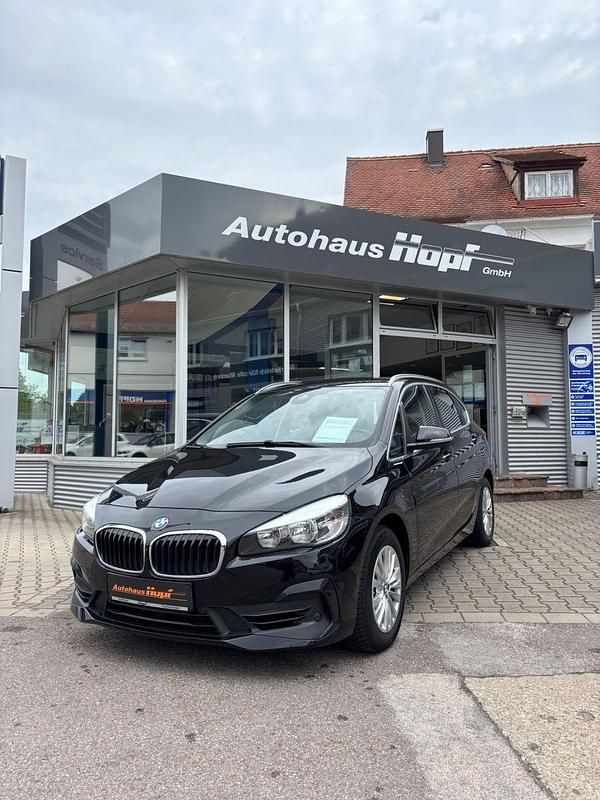 Schwarz Gebraucht 2019 BMW 218 Active Tourer Performance Van / Kleinbus | 14.990 € (Fairer Preis) - Bild 1/4