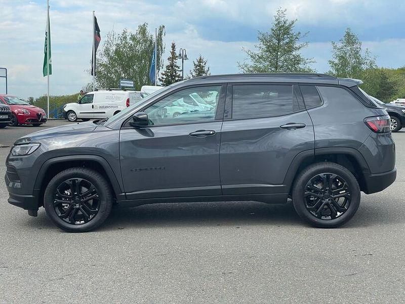 Gebraucht Jeep Compass Night Eagle 131 PS (96 kW) 2023 Grau SUV