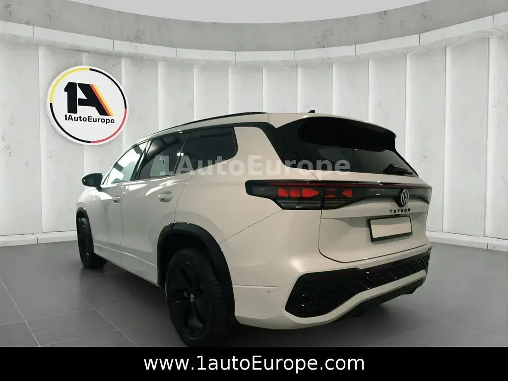 Gebraucht VW Tayron R-line Plus 204 PS (150 kW) 2026 Weiß SUV
