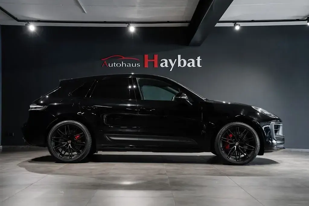 Gebraucht Porsche Macan 441 PS (324 kW) 2022 Schwarz SUV