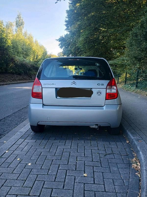 Silber Gebraucht 2005 Citroën C2 Kleinwagen | 1.050 € (Fairer Preis) - Bild 1/4
