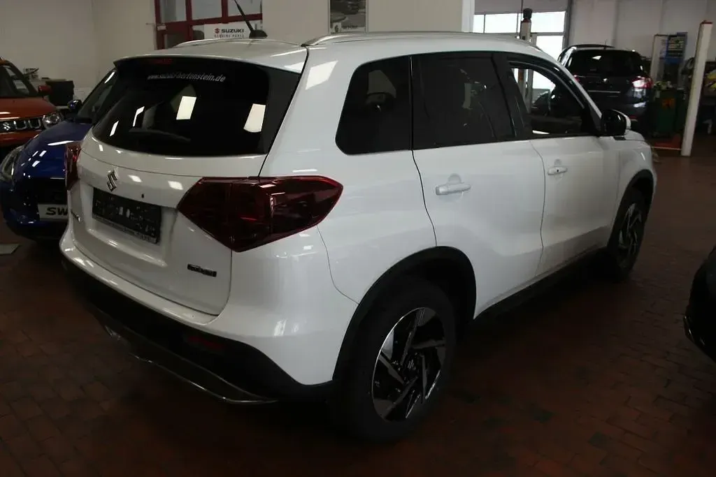 Neu Suzuki Vitara Comfort+ 129 PS (94 kW) 2025 Weiß SUV