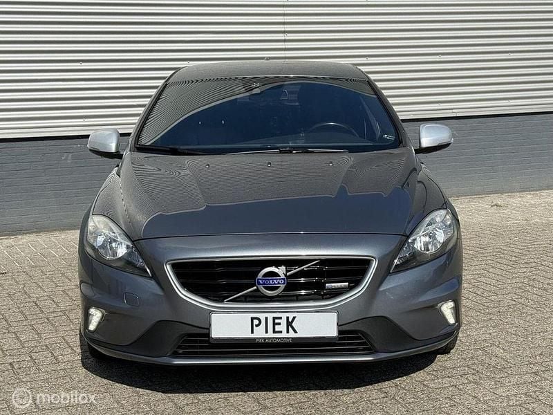Gebraucht Volvo V40 R-Design 190 PS (139 kW) 2014 Grau Kombi