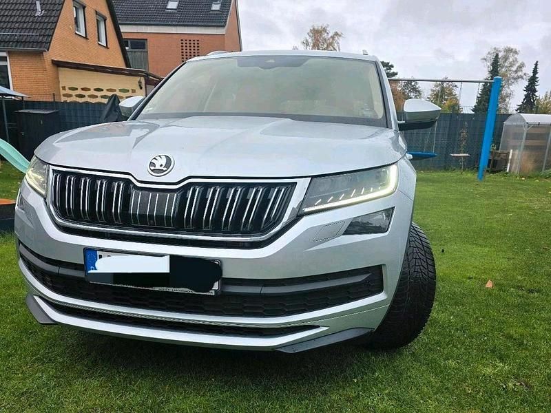Silber Gebraucht 2019 Skoda Kodiaq LAURIN & KLEMENT SUV | 29.999 € (Fairer Preis) - Bild 1/4
