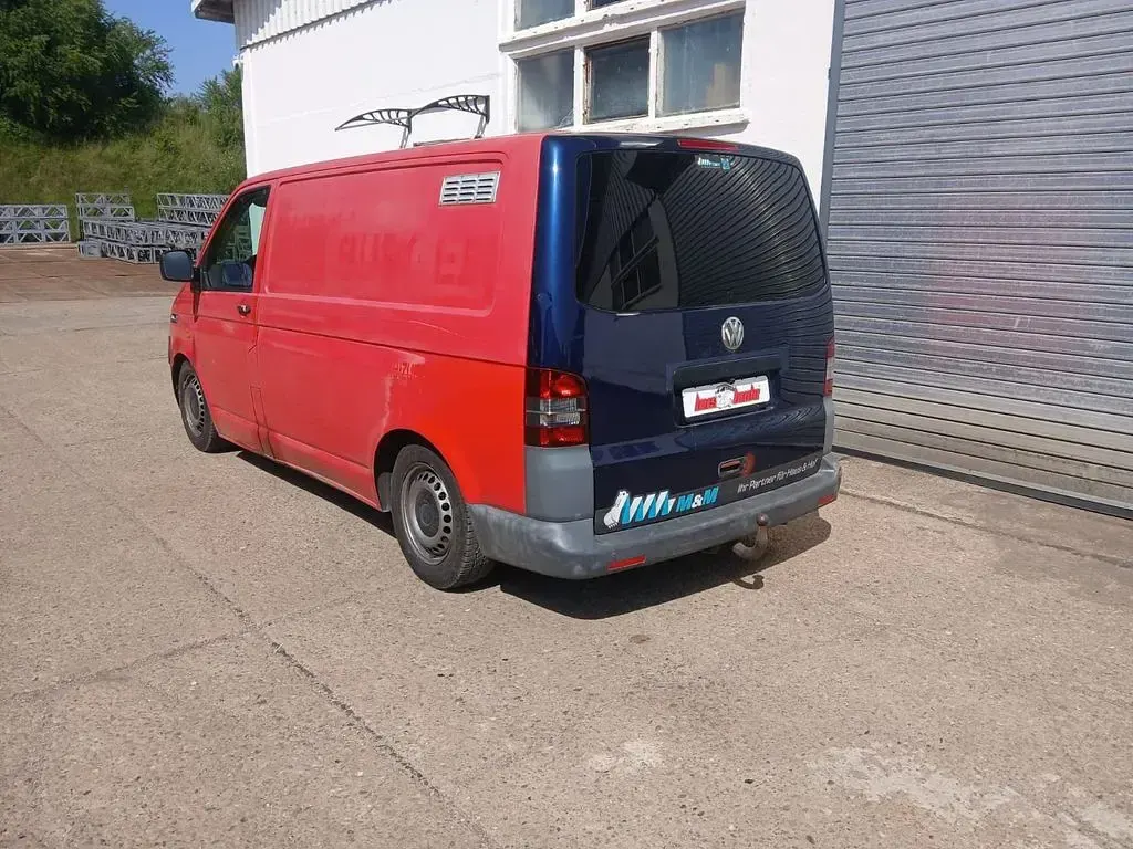 Gebraucht VW Transporter 105 PS (77 kW) 2004 Rot Van