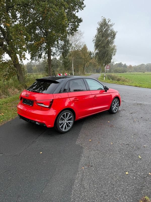 Gebraucht Audi A1 S-Line 95 PS (69 kW) 2017 Rot Kleinwagen