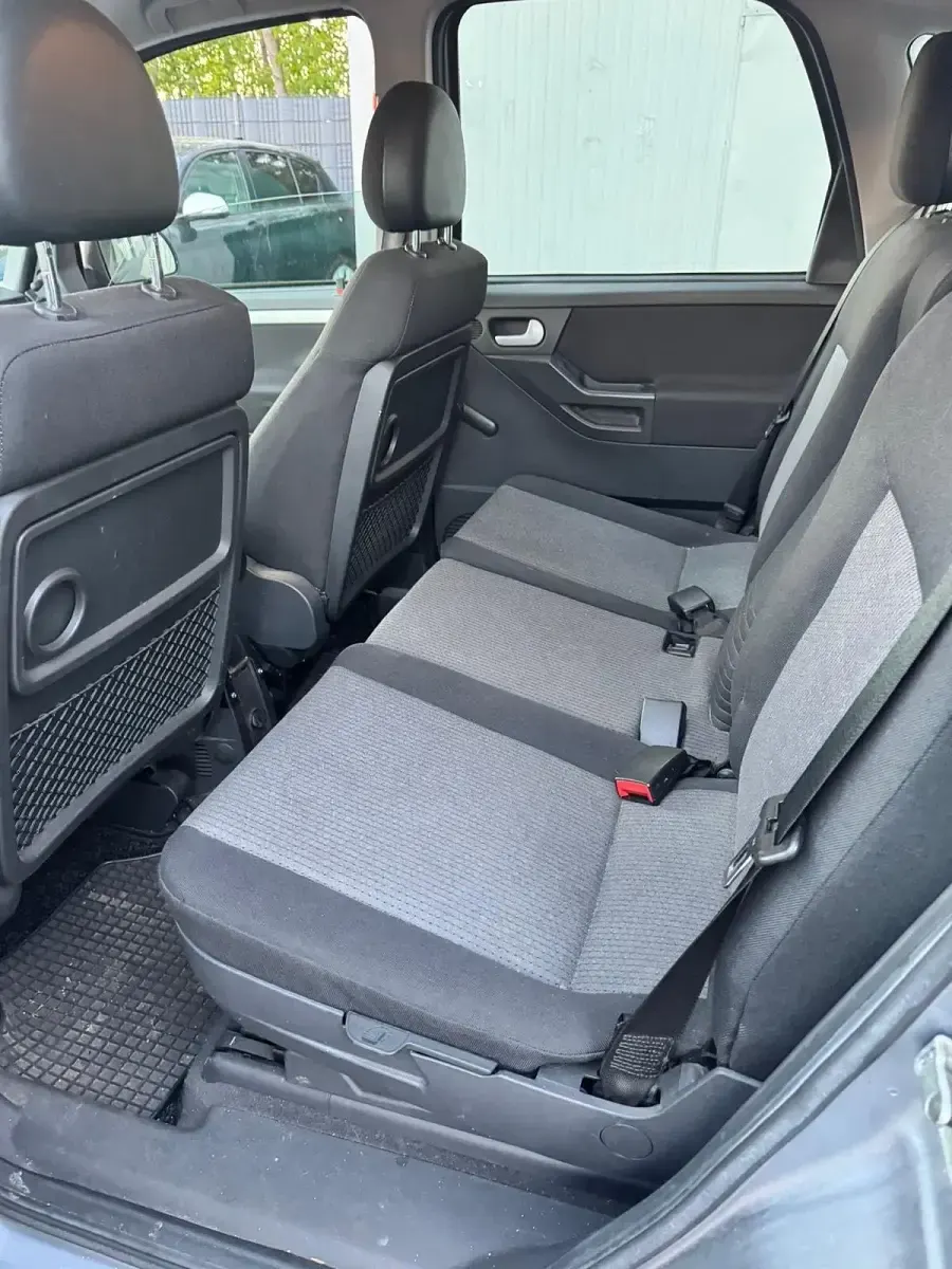 Gebraucht Opel Meriva 90 PS (66 kW) 2005 Silber Van / Kleinbus