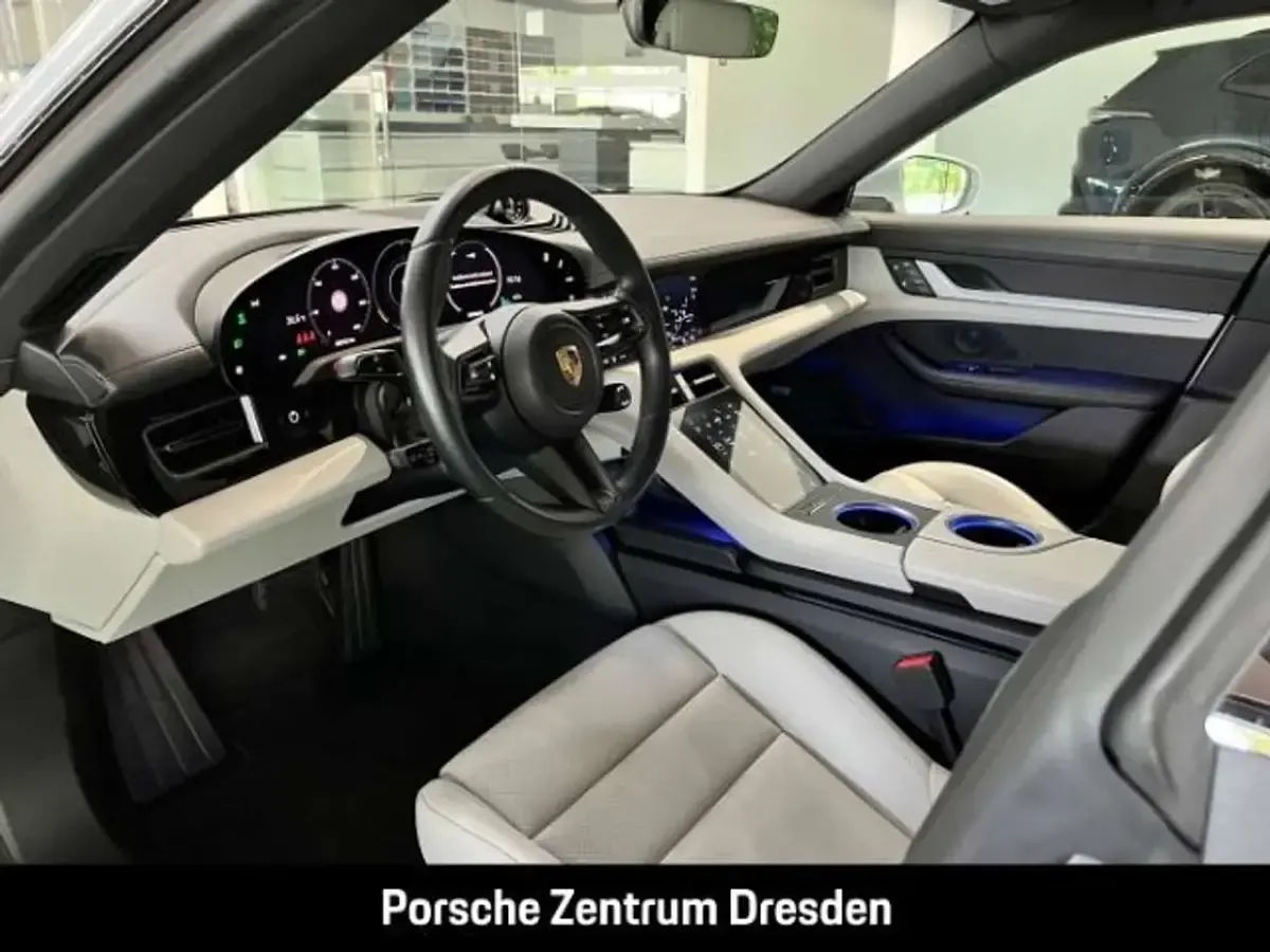 Gebraucht Porsche Taycan Chrono 350 kW (476 PS) 2022 Eisgraumetallic Limousine