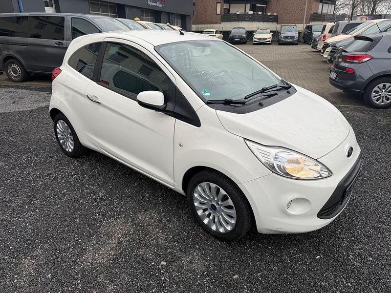 Gebraucht Ford Ka Titanium 69 PS (50 kW) 2014 Weiß Kleinwagen