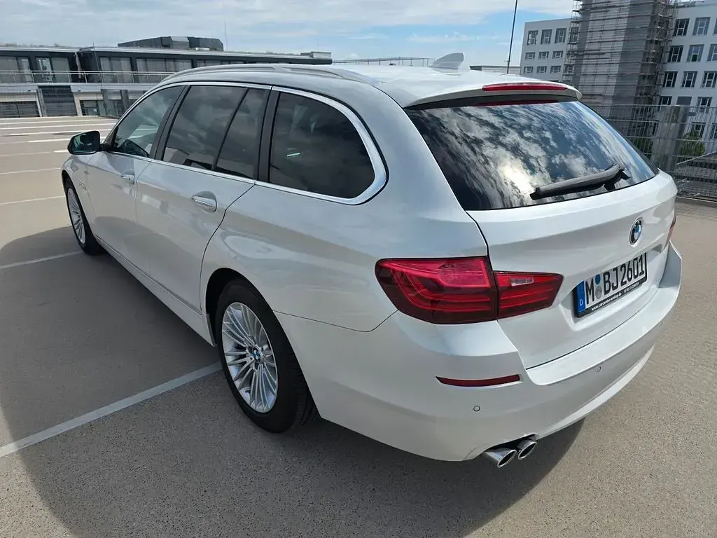 Gebraucht BMW 520 190 PS (139 kW) 2017 Weiß Kombi