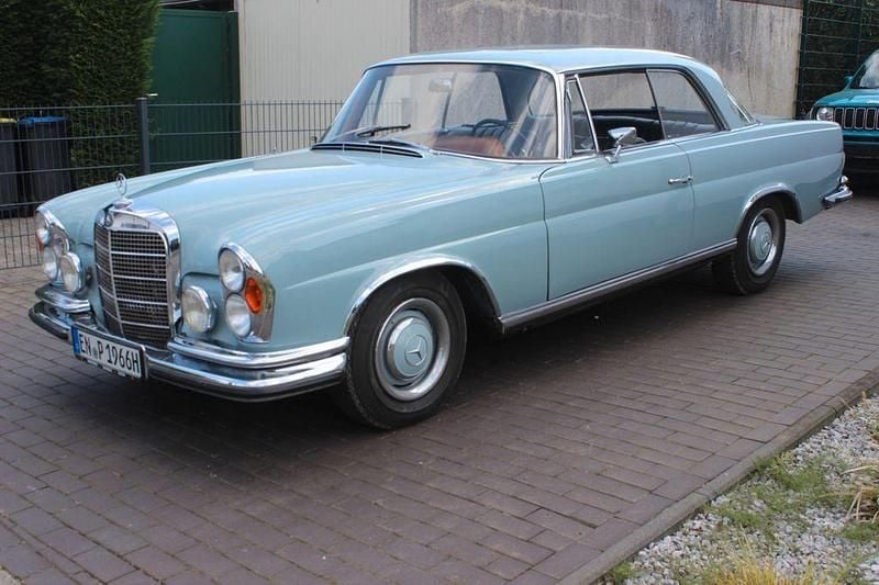Gebraucht Mercedes W111 SE 150 PS (110 kW) 1966 Grün Coupé