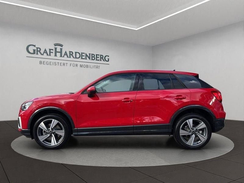 Gebraucht Audi Q2 Advanced Plus 150 PS (110 kW) 2025 Rot SUV
