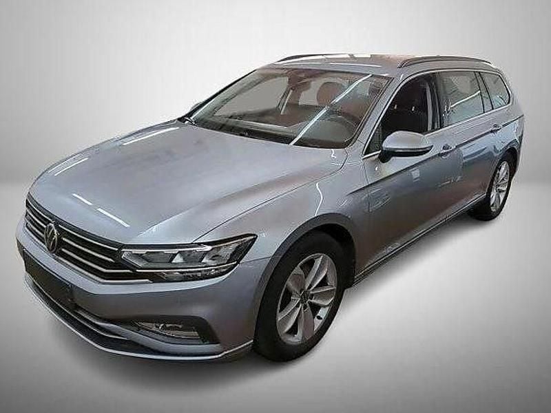 Silber Gebraucht 2020 VW Passat Business Kombi | 22.795 € (Superpreis) - Bild 1/3